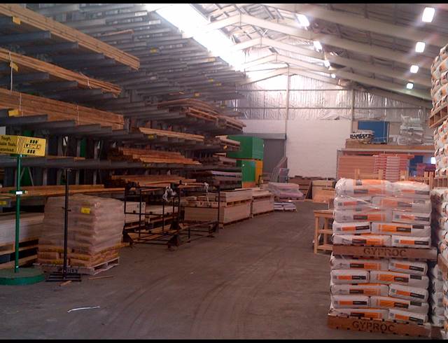 2,150M² FACTORY FOR SALE IN RETREAT